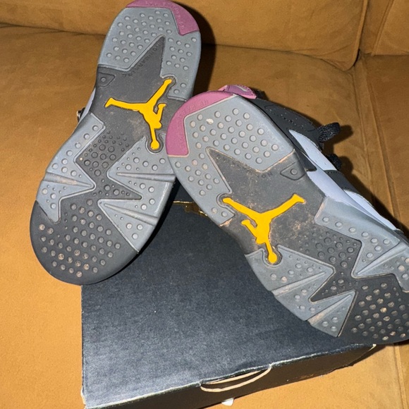 Jordan 6 retro Toddler 10C - Picture 2 of 5